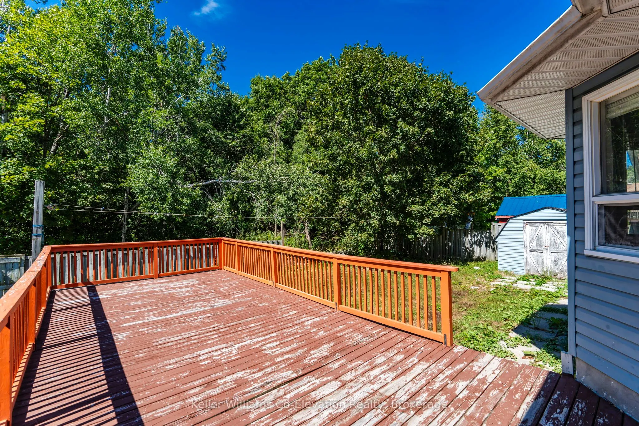 8 Bridle Road