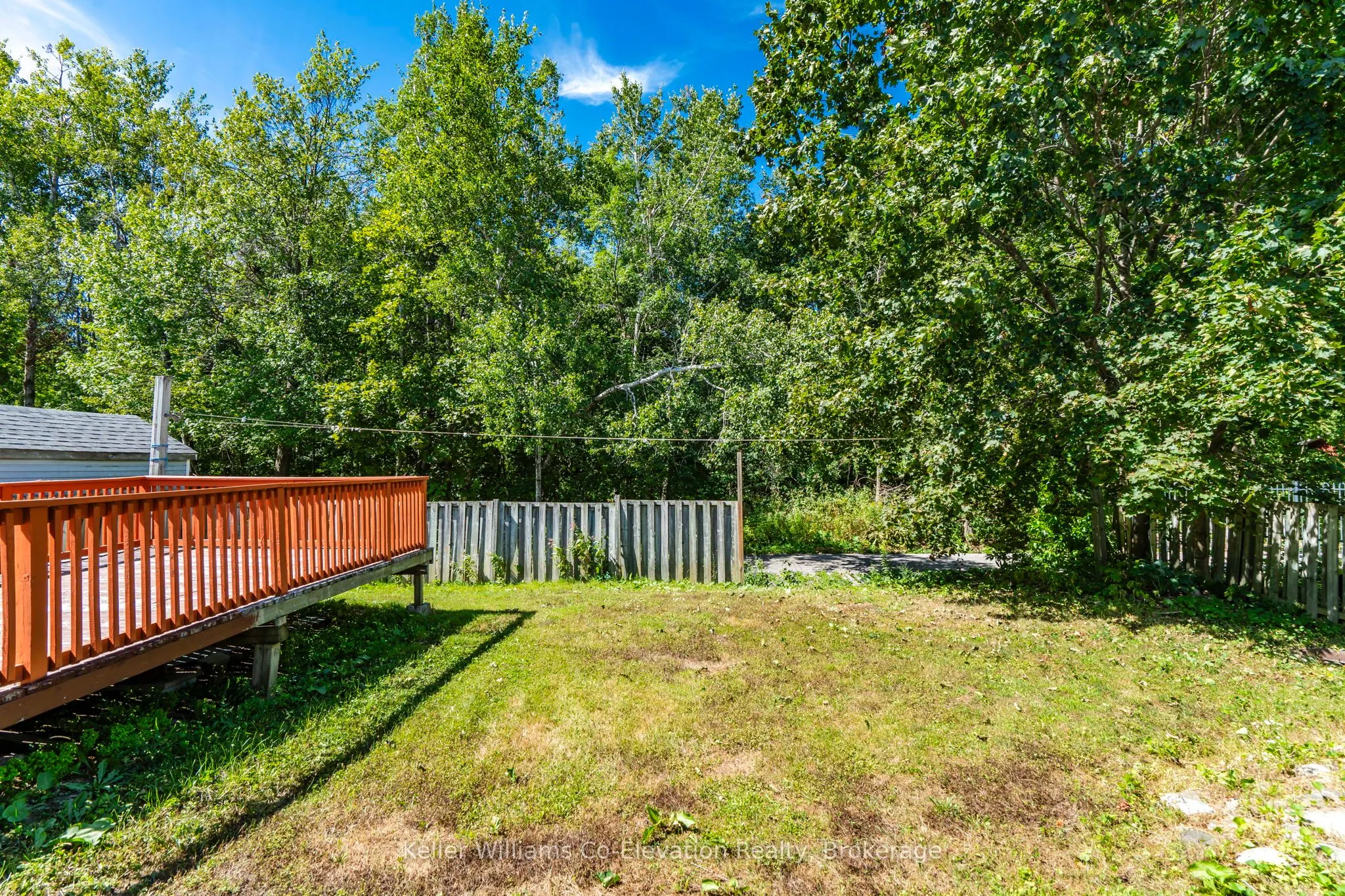8 Bridle Road