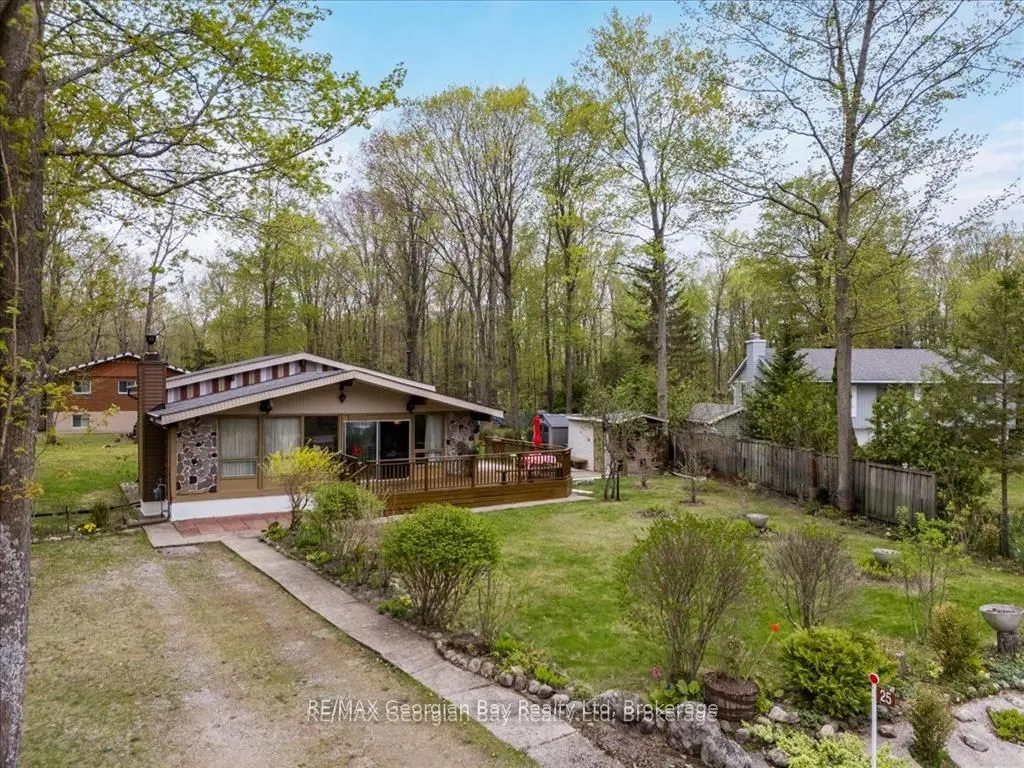 25 Tall Pines Drive W