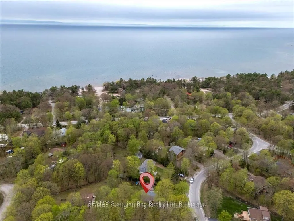 25 Tall Pines Drive W