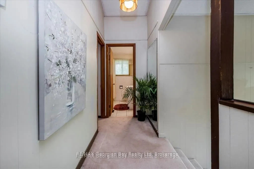 25 Tall Pines Drive W