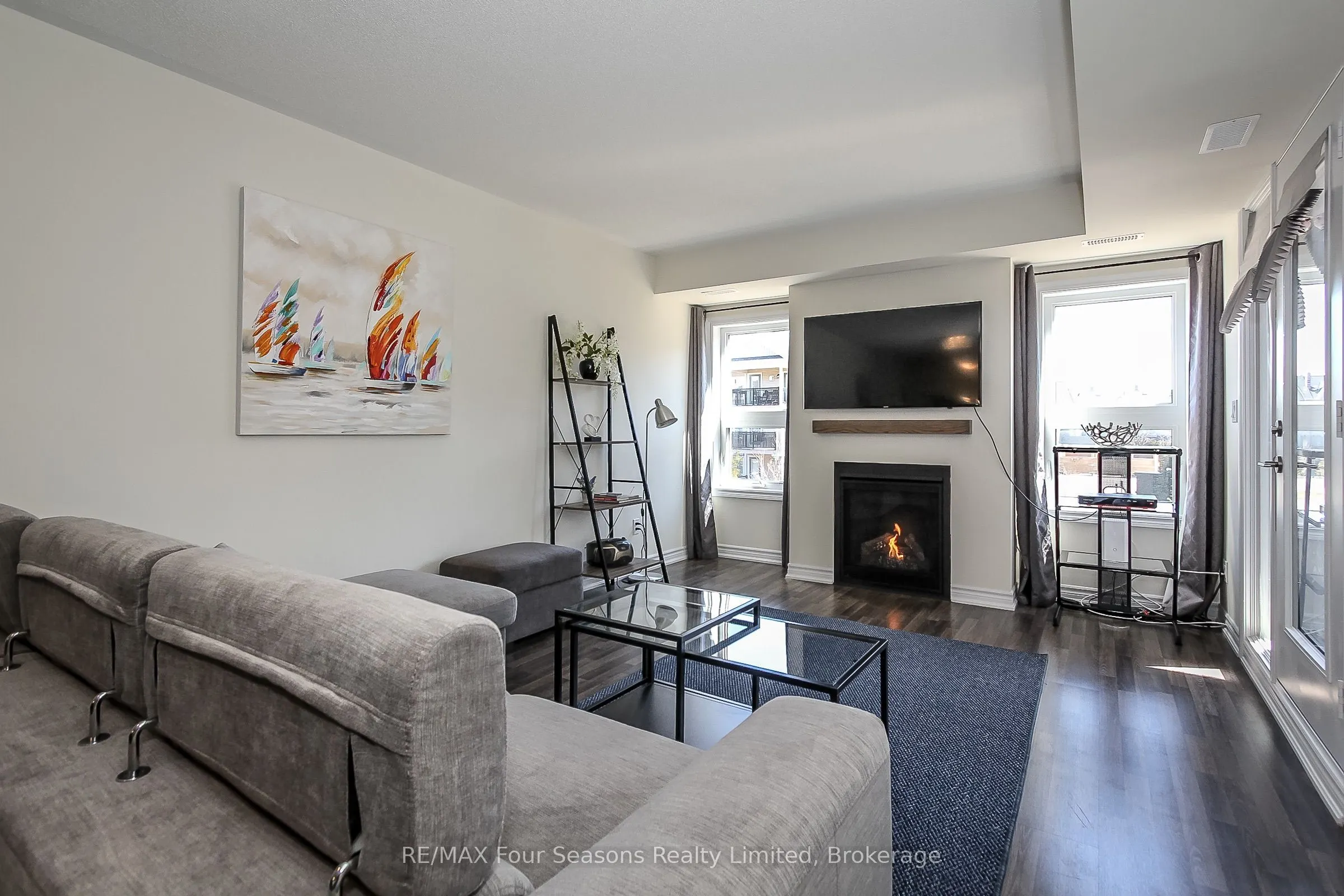 5 Anchorage Crescent, #207