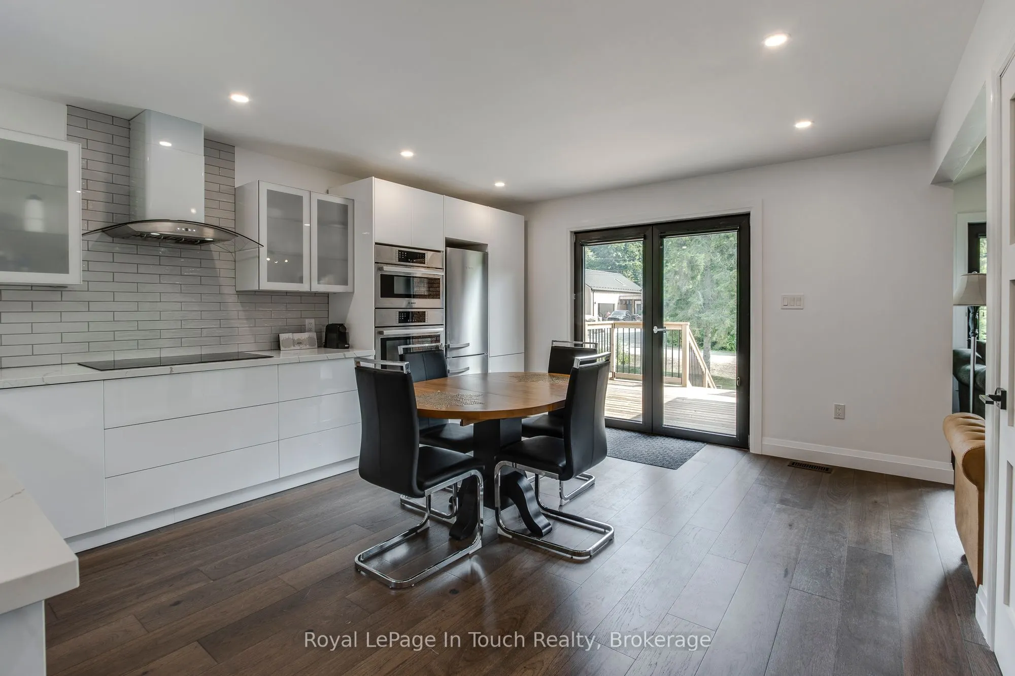 26 Glen Cedar Drive