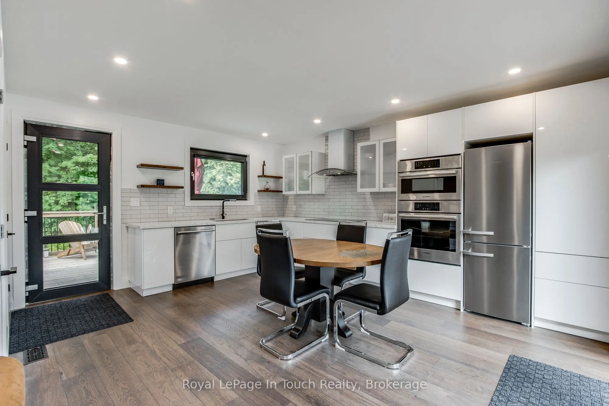 26 Glen Cedar Drive