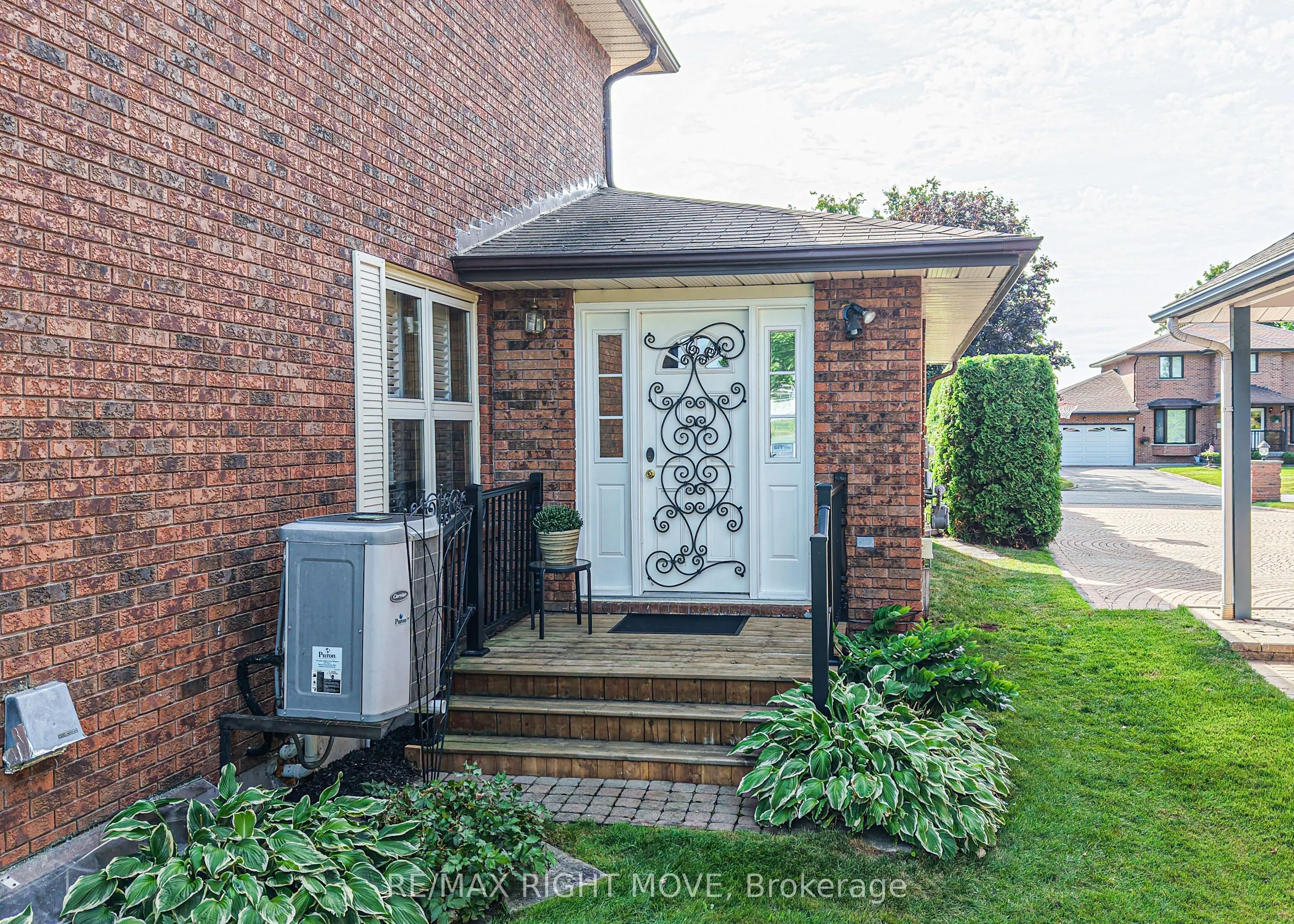 759 Broadview Avenue