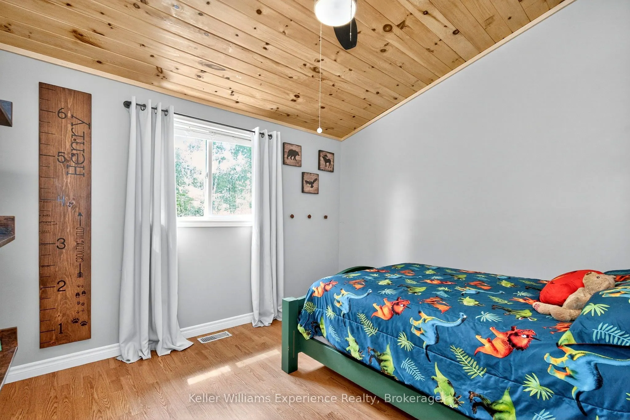 37 Crescent Drive