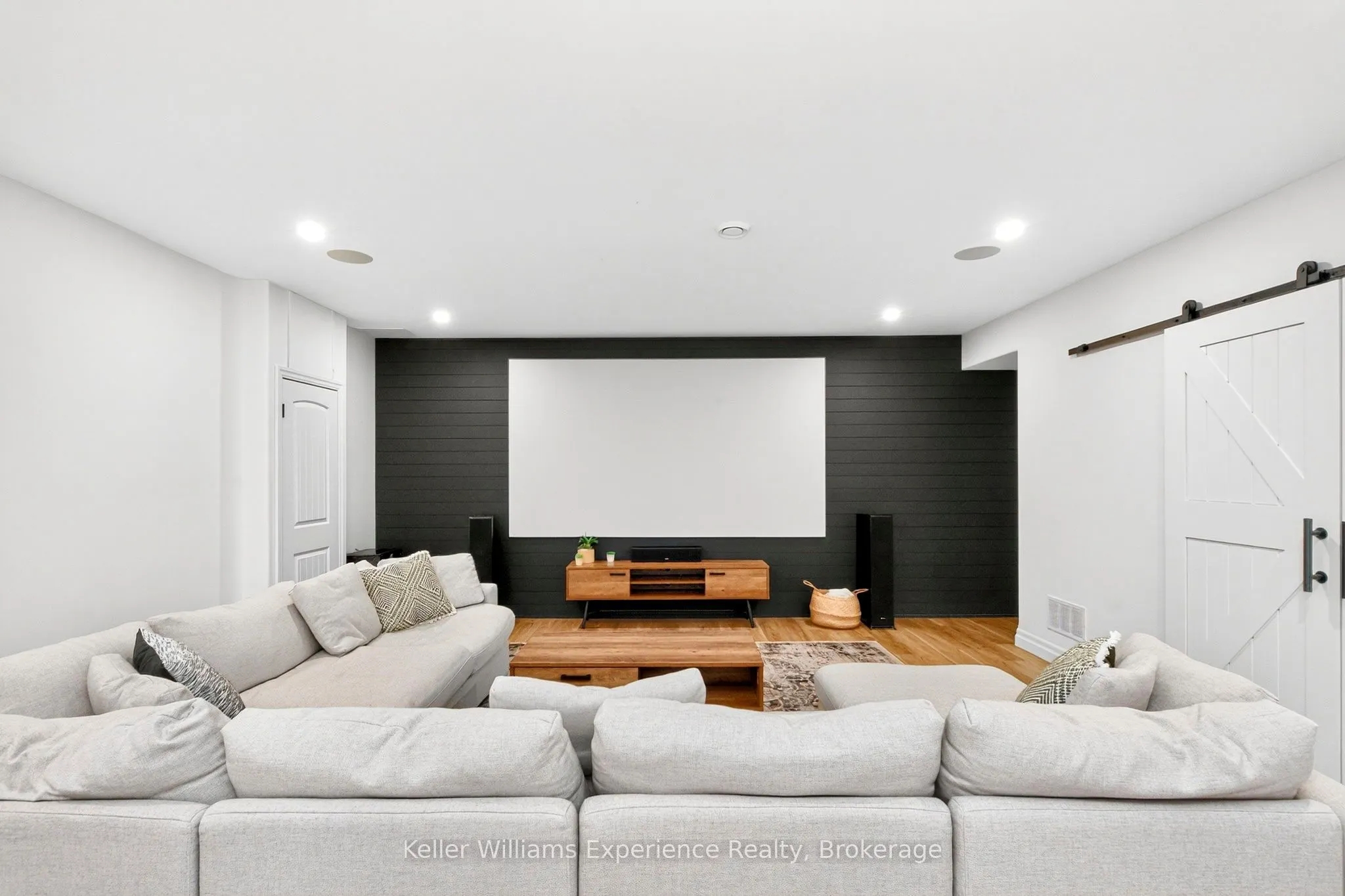 94 Windermere Circle