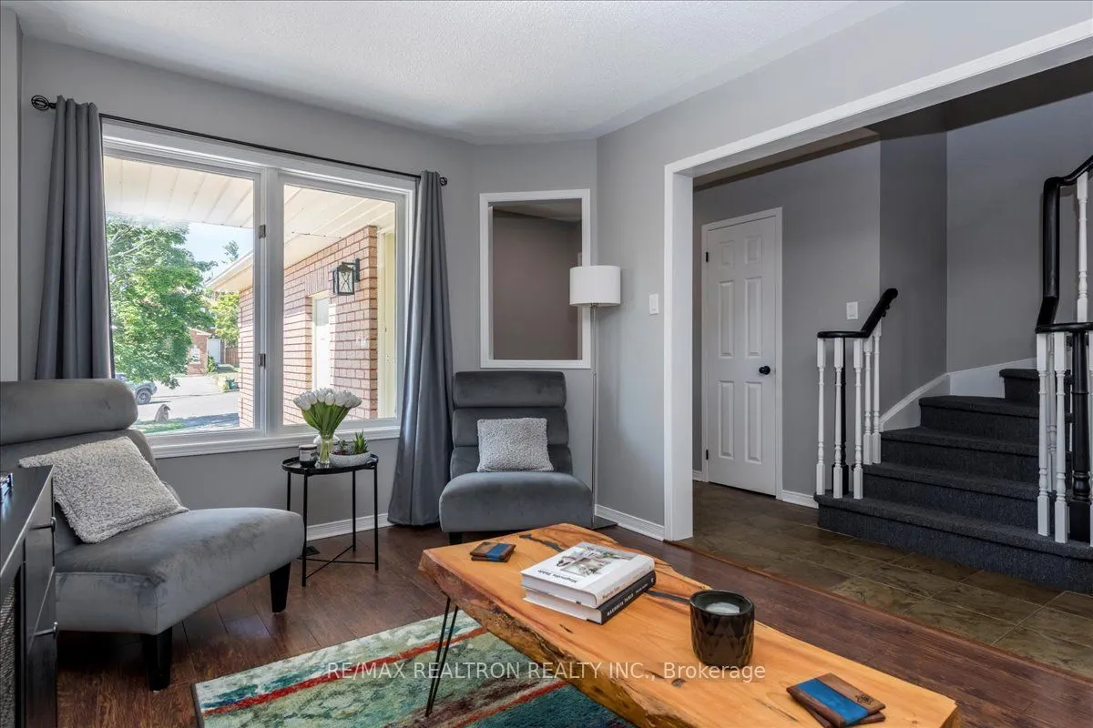 10 Laidlaw Drive