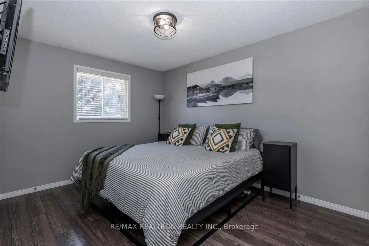10 Laidlaw Drive