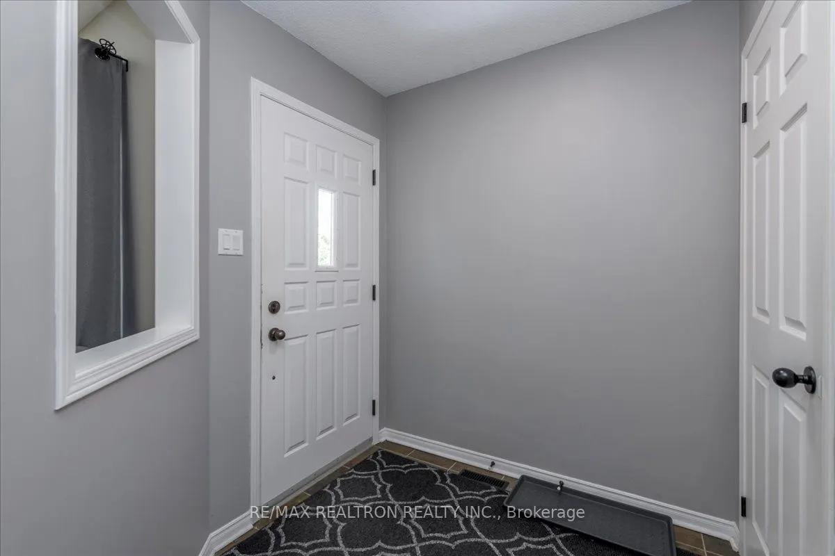 10 Laidlaw Drive