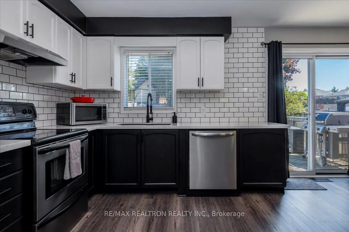10 Laidlaw Drive