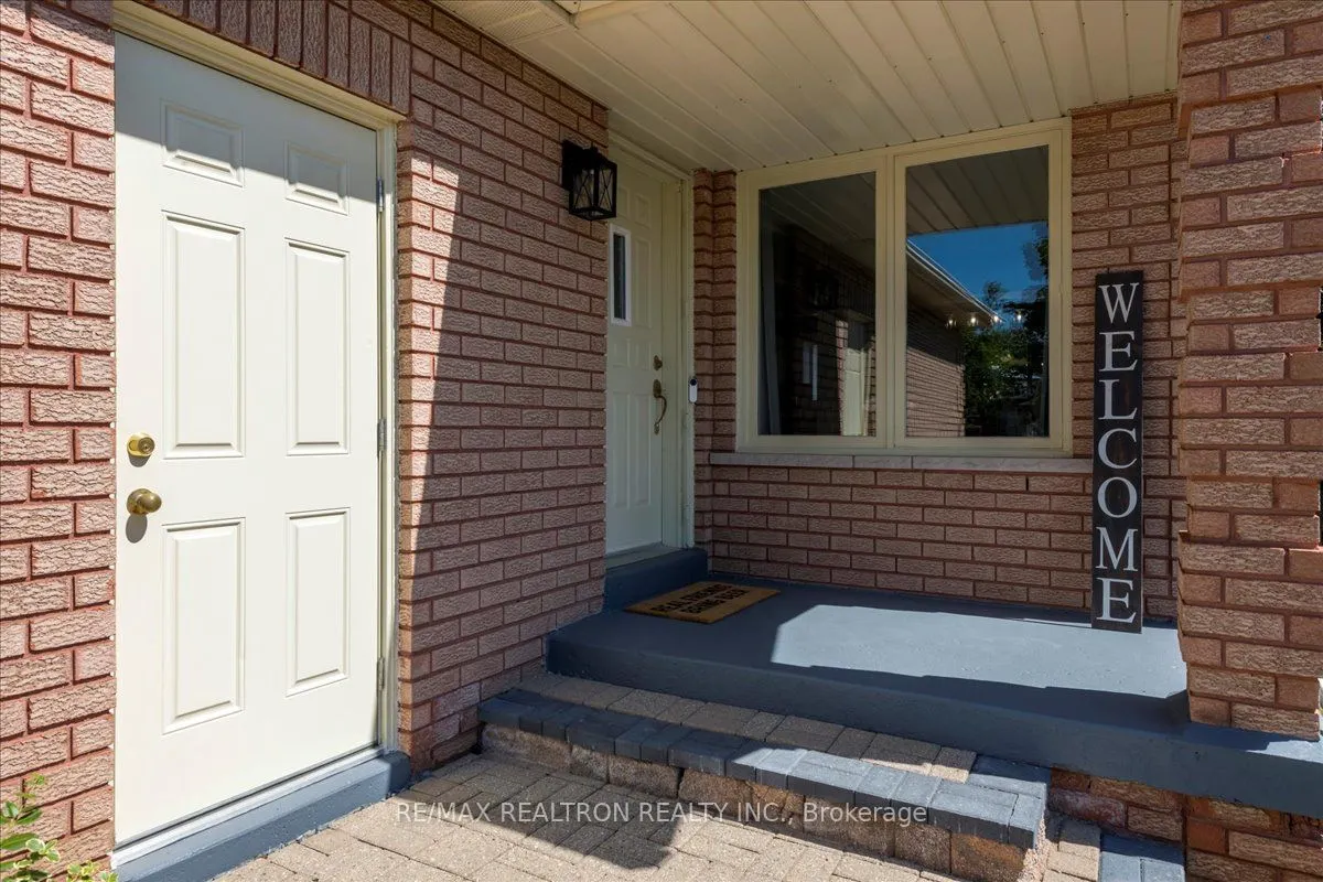 10 Laidlaw Drive