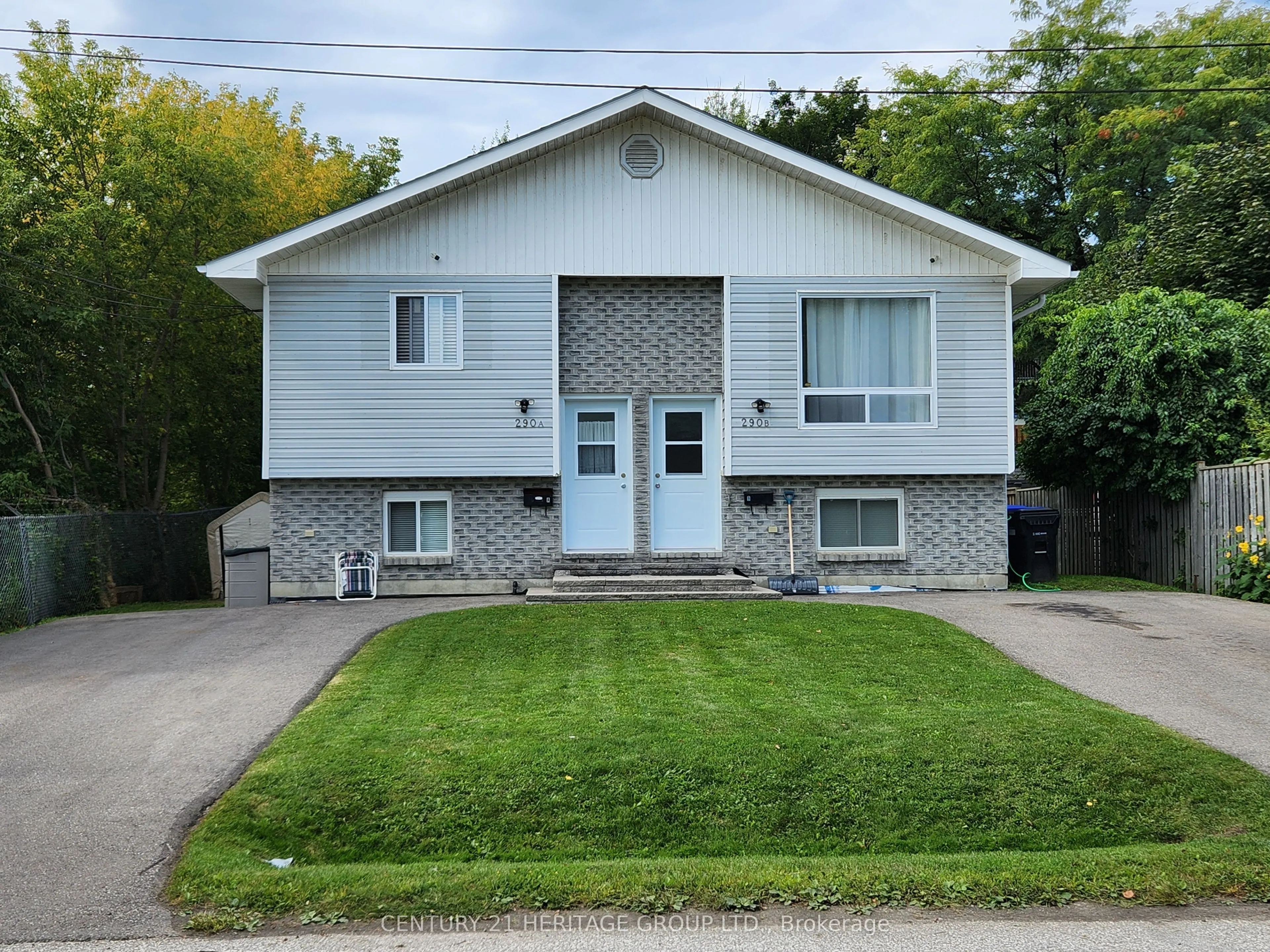 290 George Street