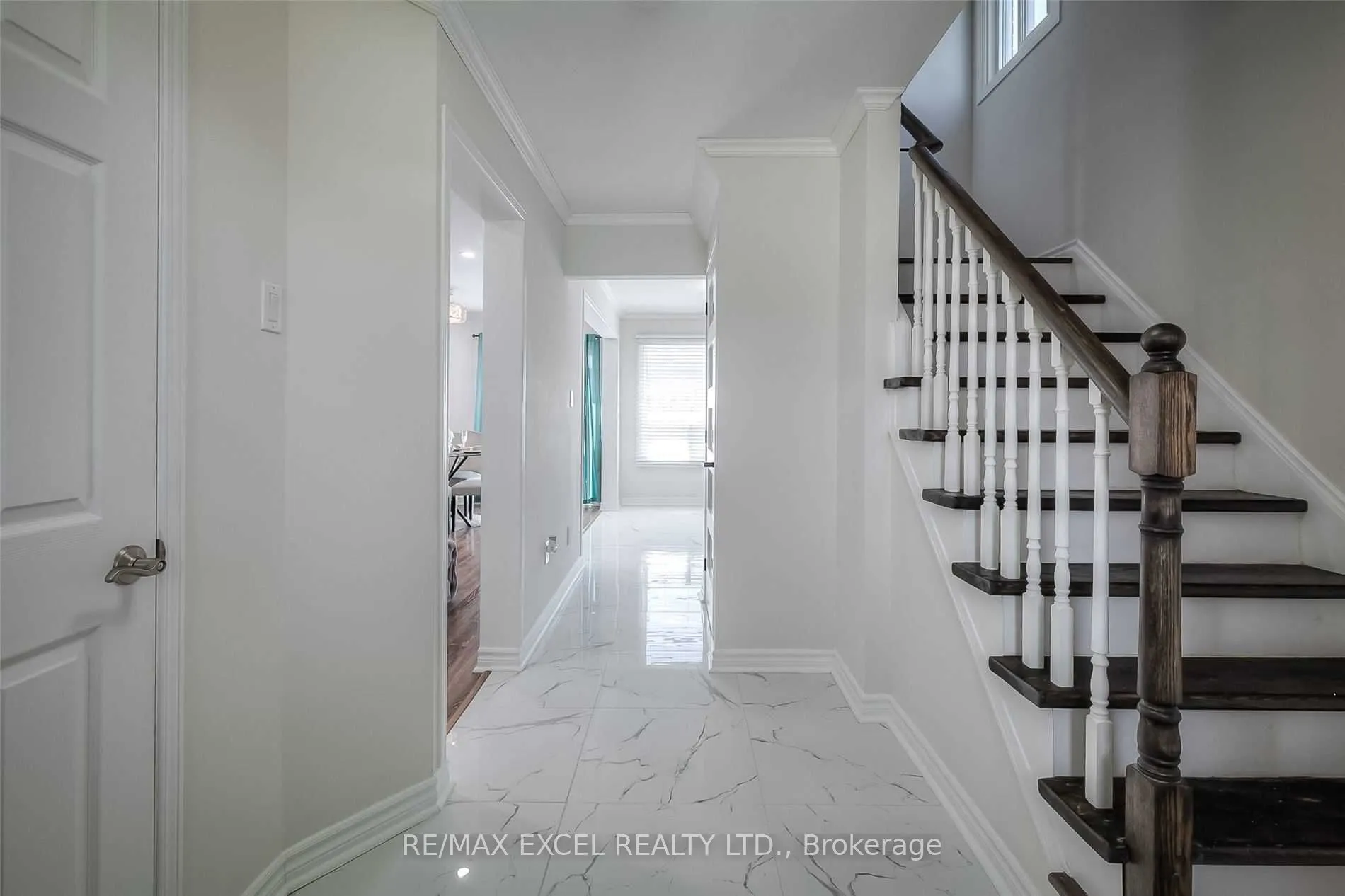 22 Weatherup Crescent