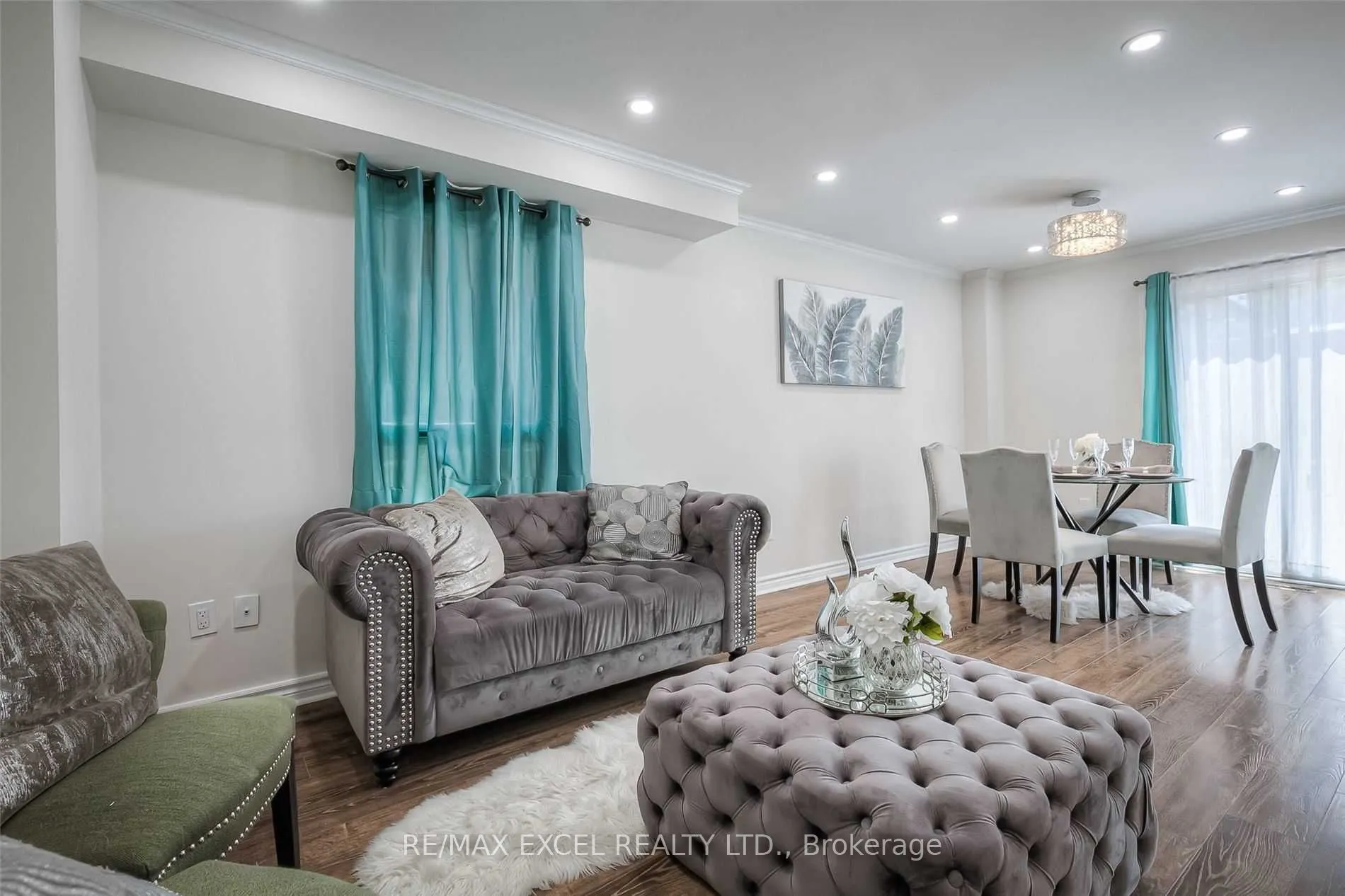 22 Weatherup Crescent