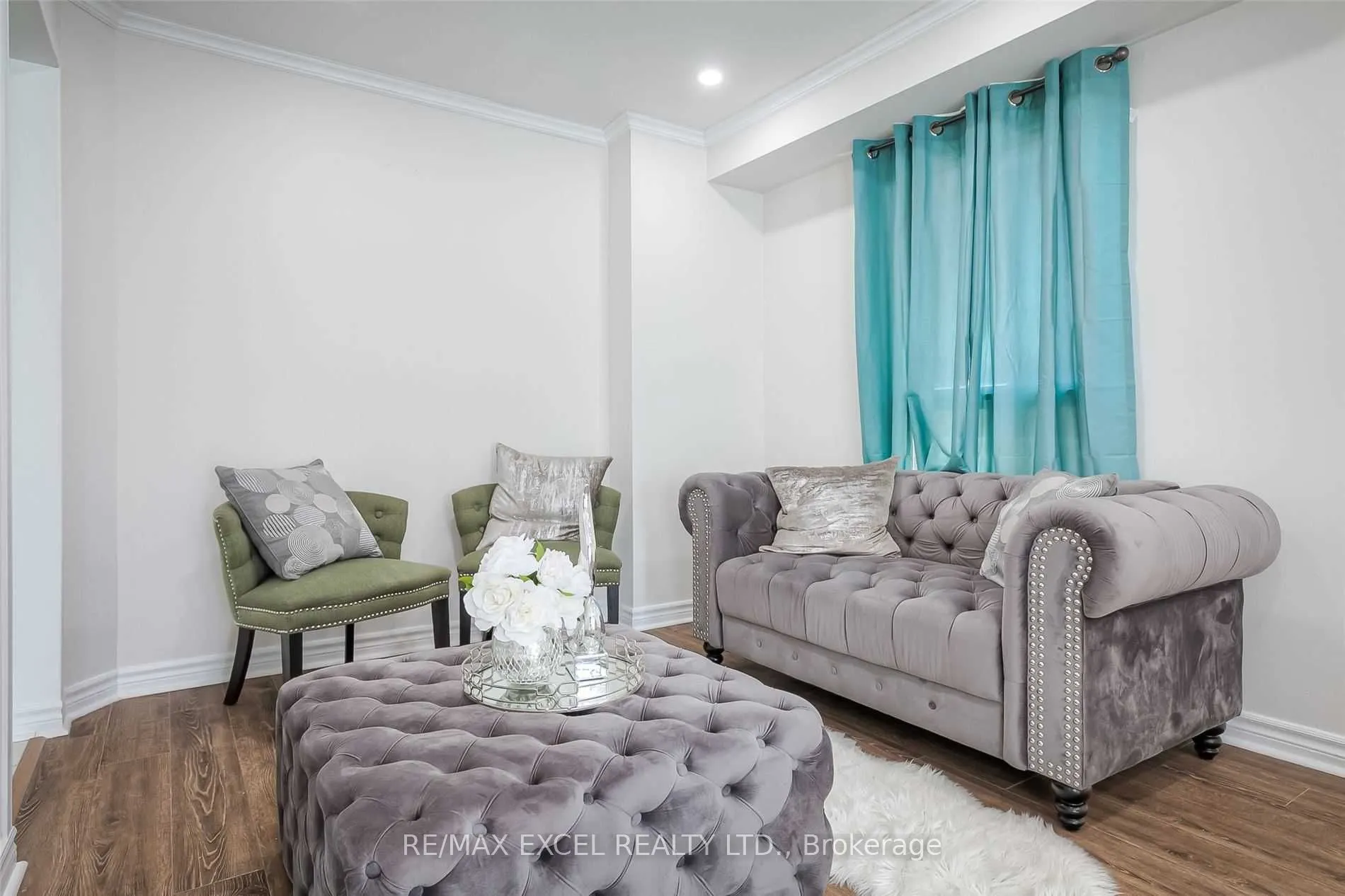 22 Weatherup Crescent