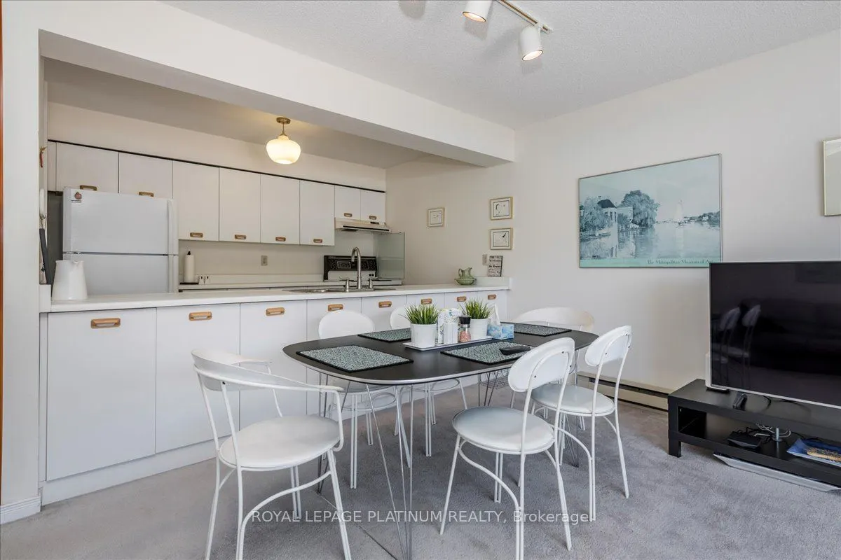 71 Laguna Parkway, #21
