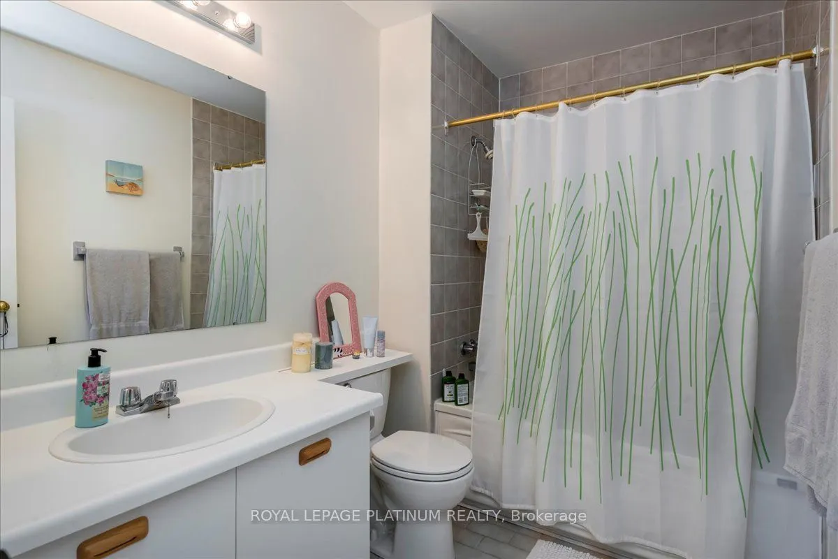 71 Laguna Parkway, #21