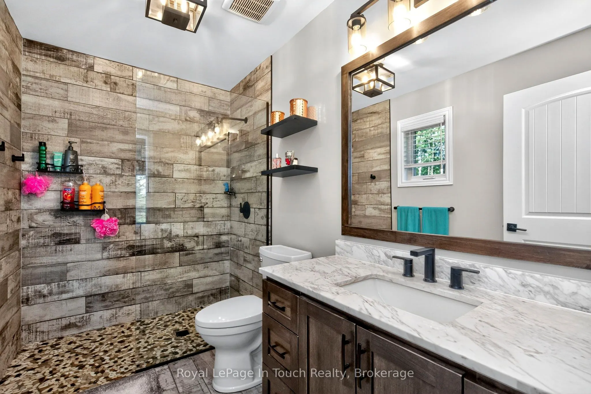 285 Dorion Road
