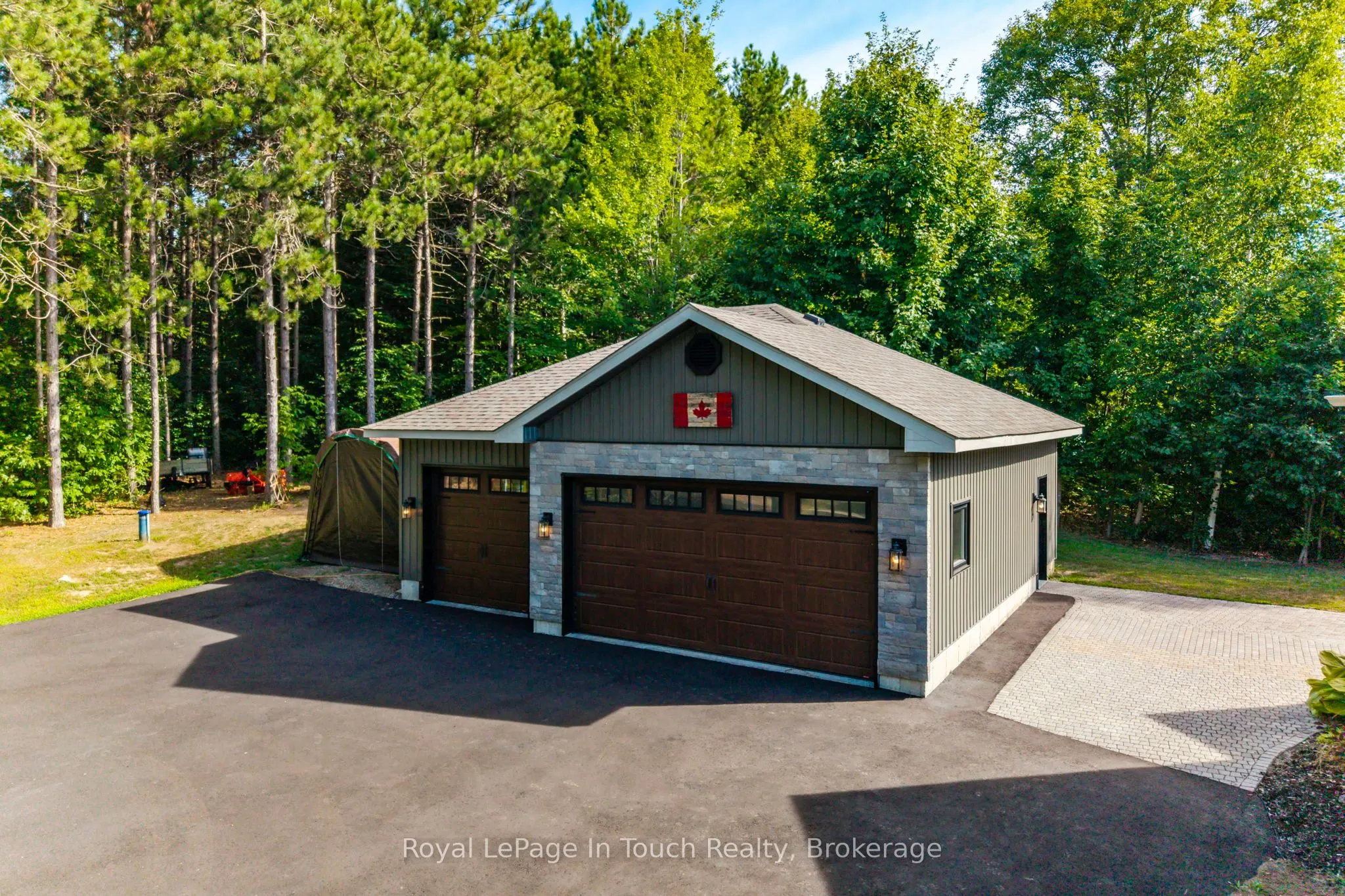 285 Dorion Road