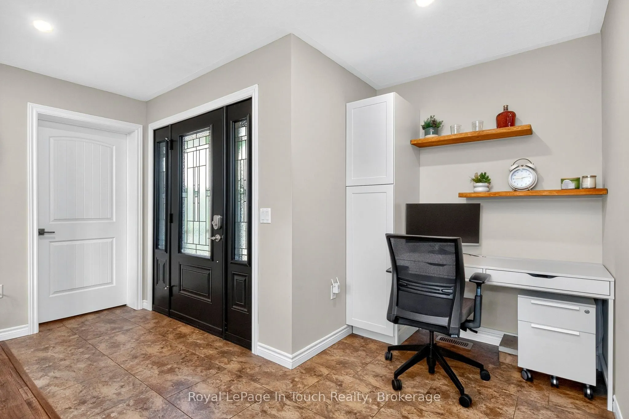 285 Dorion Road