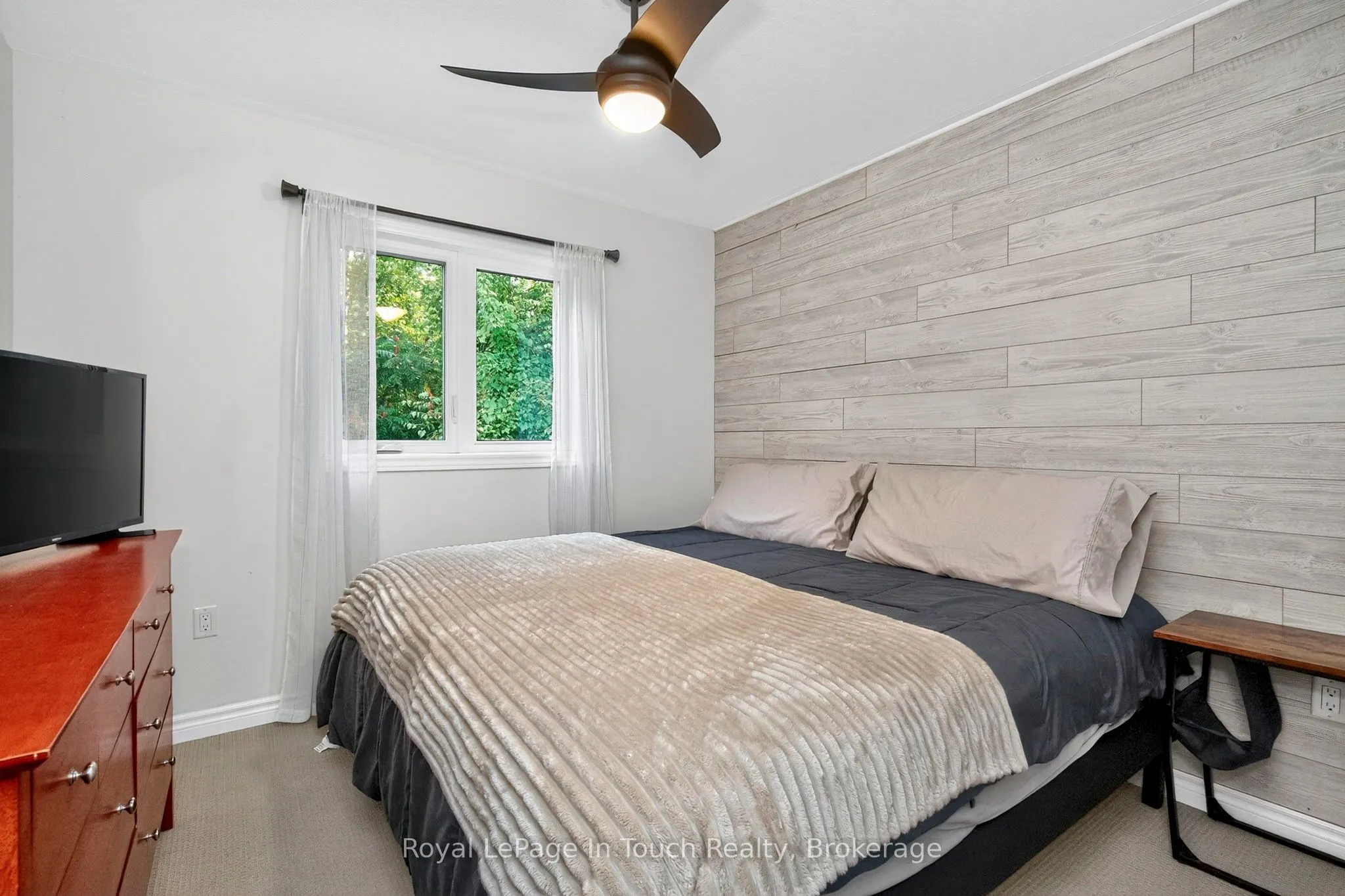 285 Dorion Road