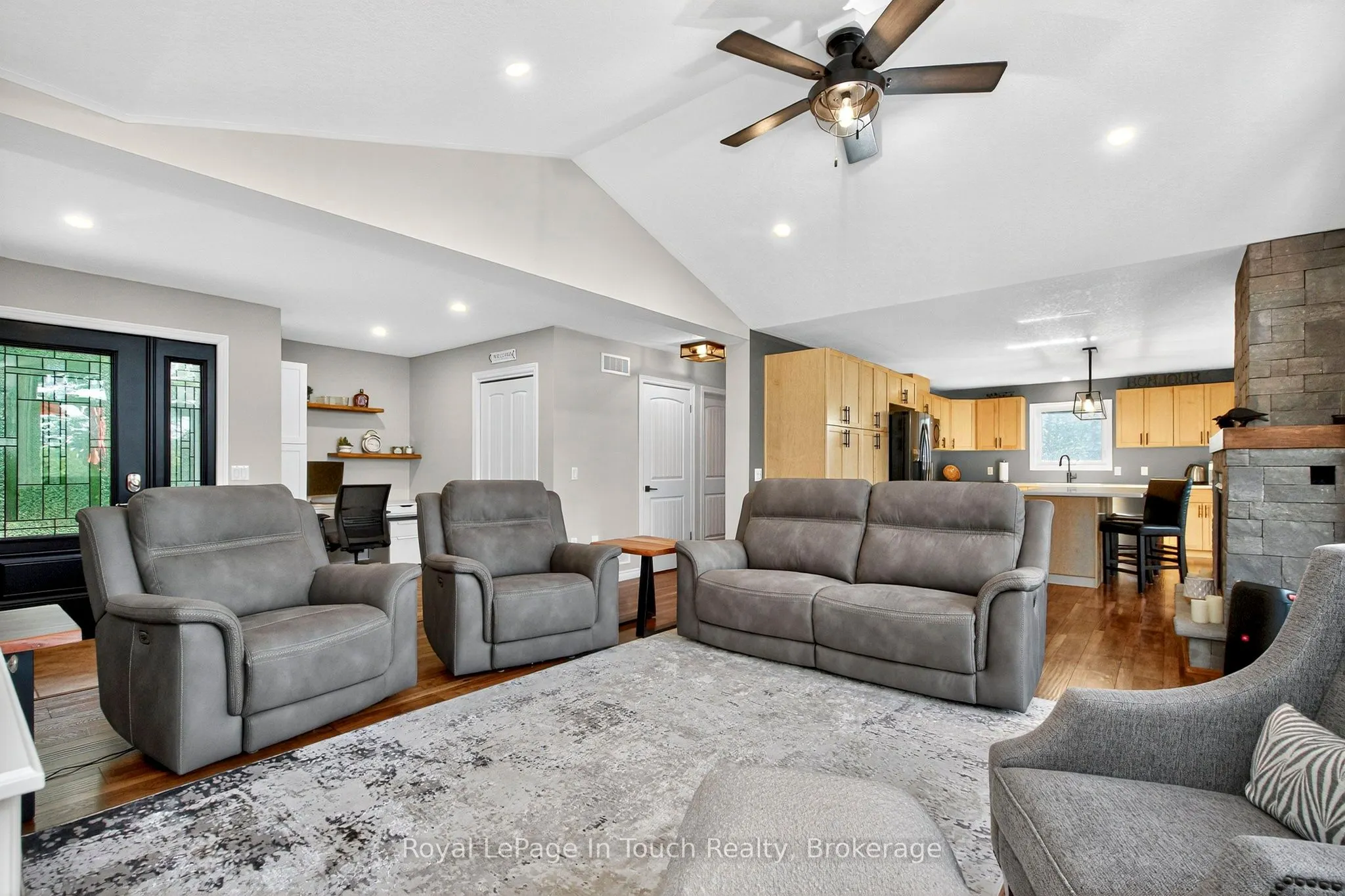 285 Dorion Road