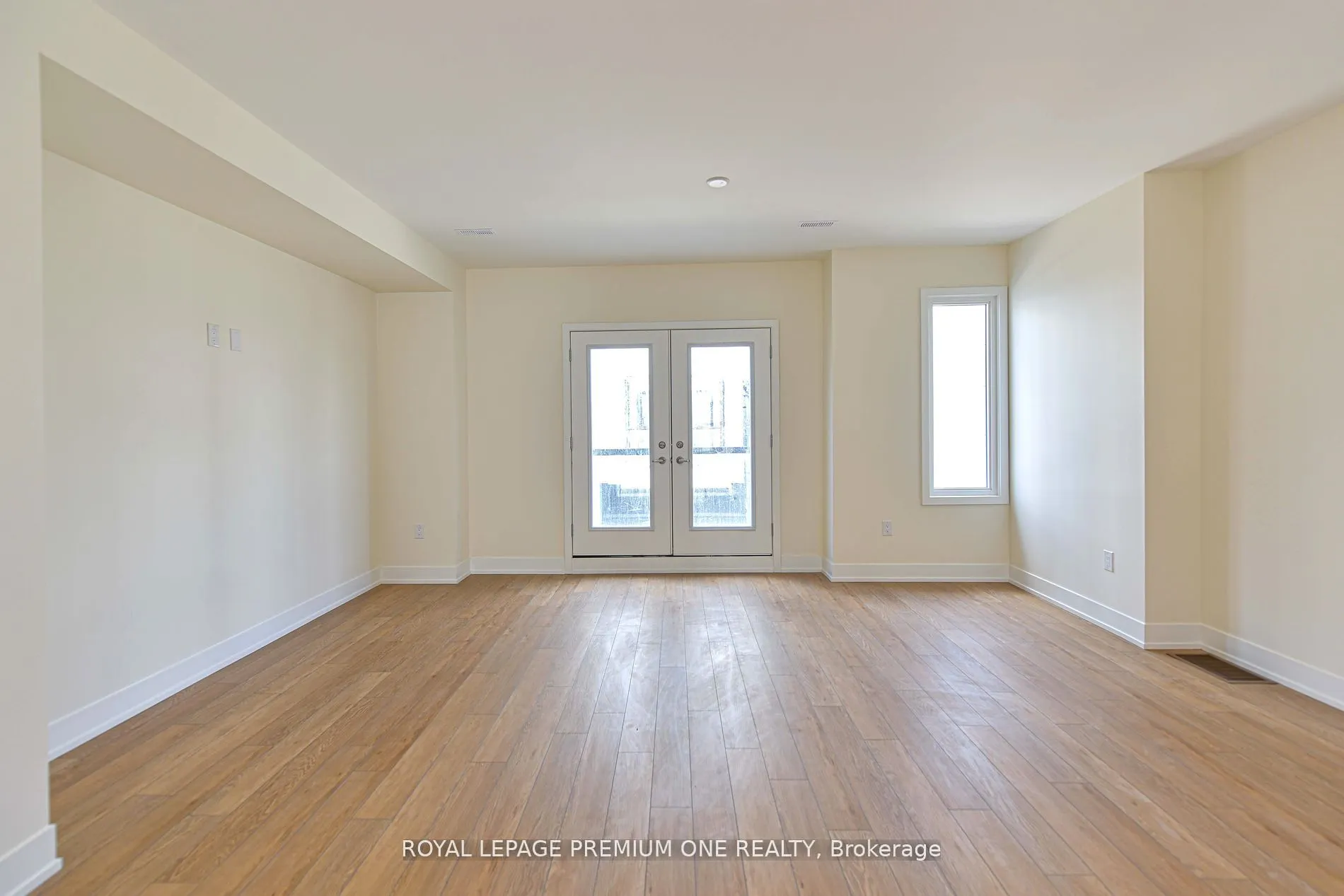 12 Mariner's Pier Way