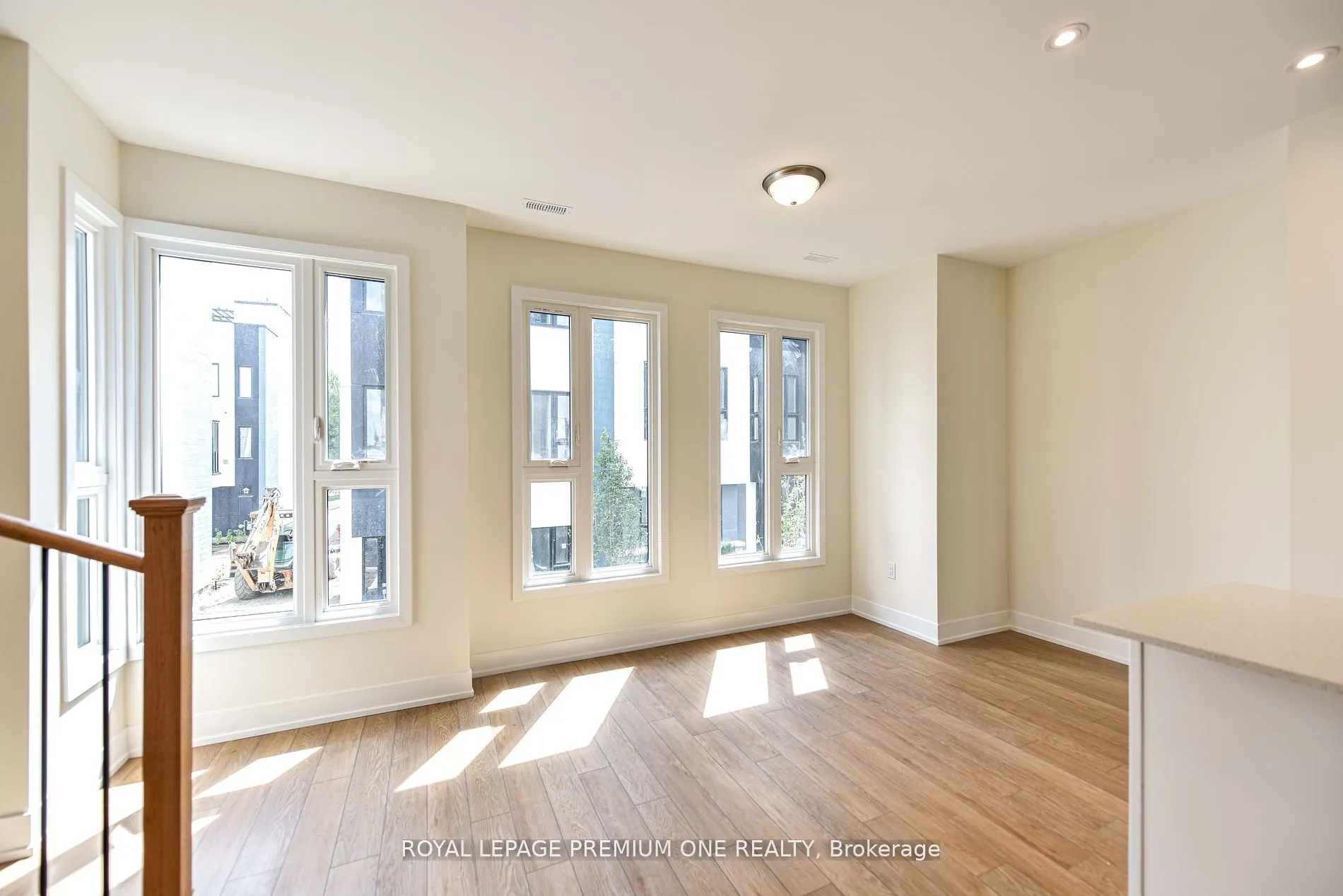 12 Mariner's Pier Way