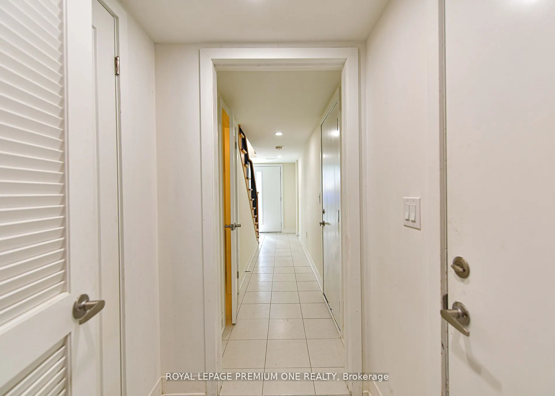 12 Mariner's Pier Way