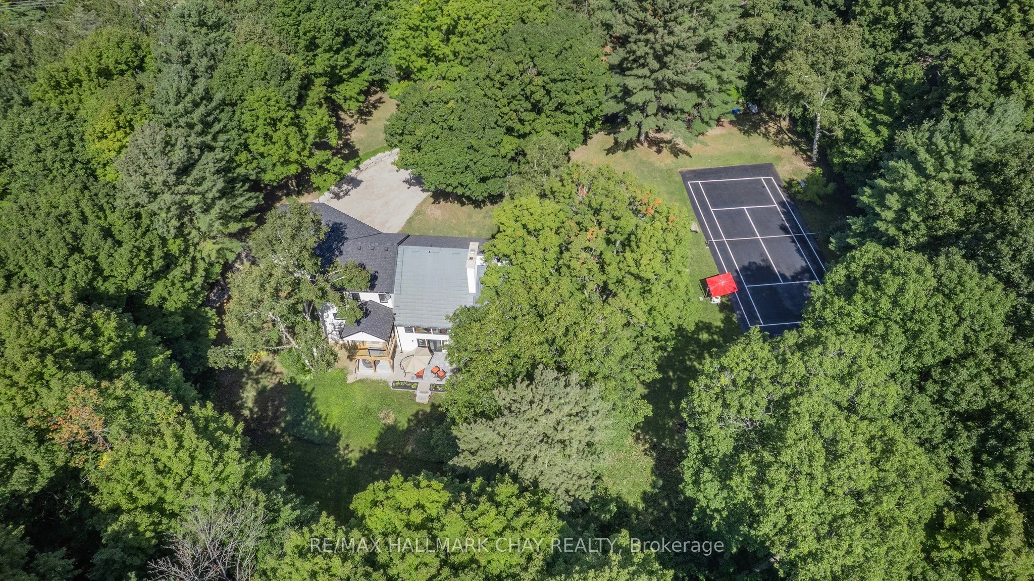 1359 Old Barrie Road E