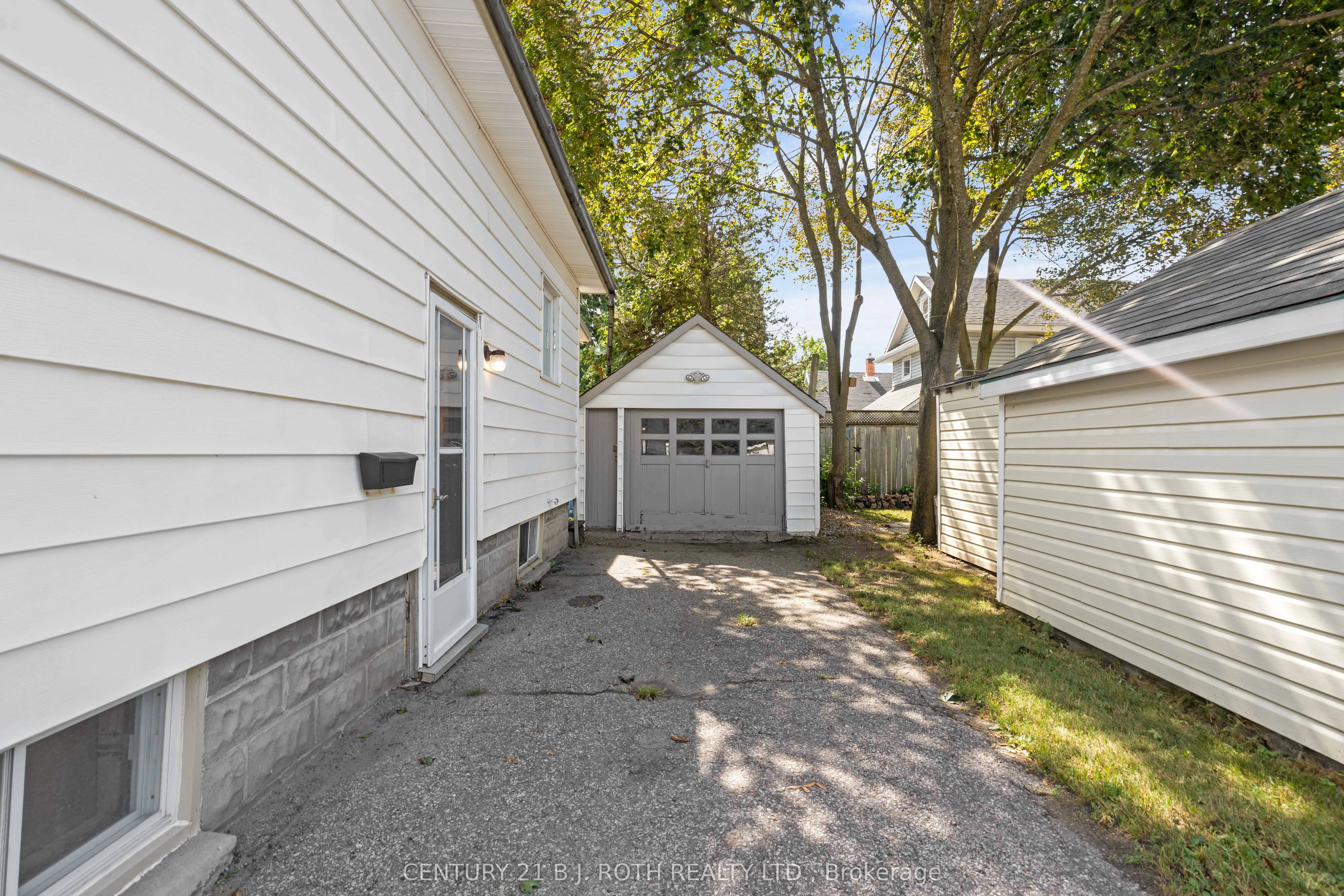 341 Nottawasaga Street