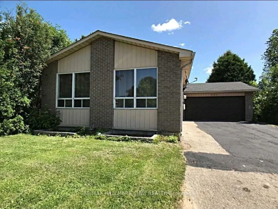 451 Leacock Drive, #Lower