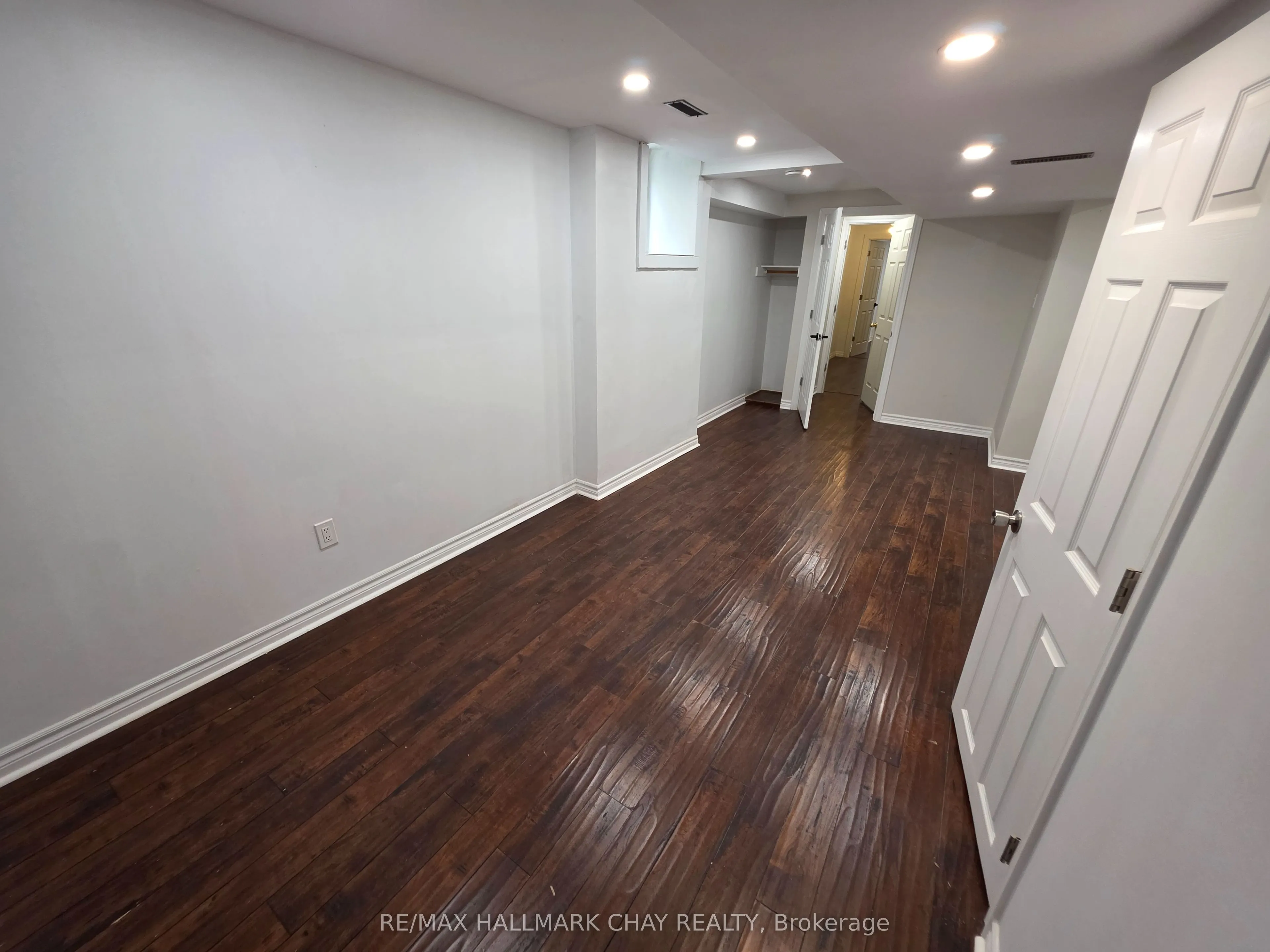 451 Leacock Drive, #Lower