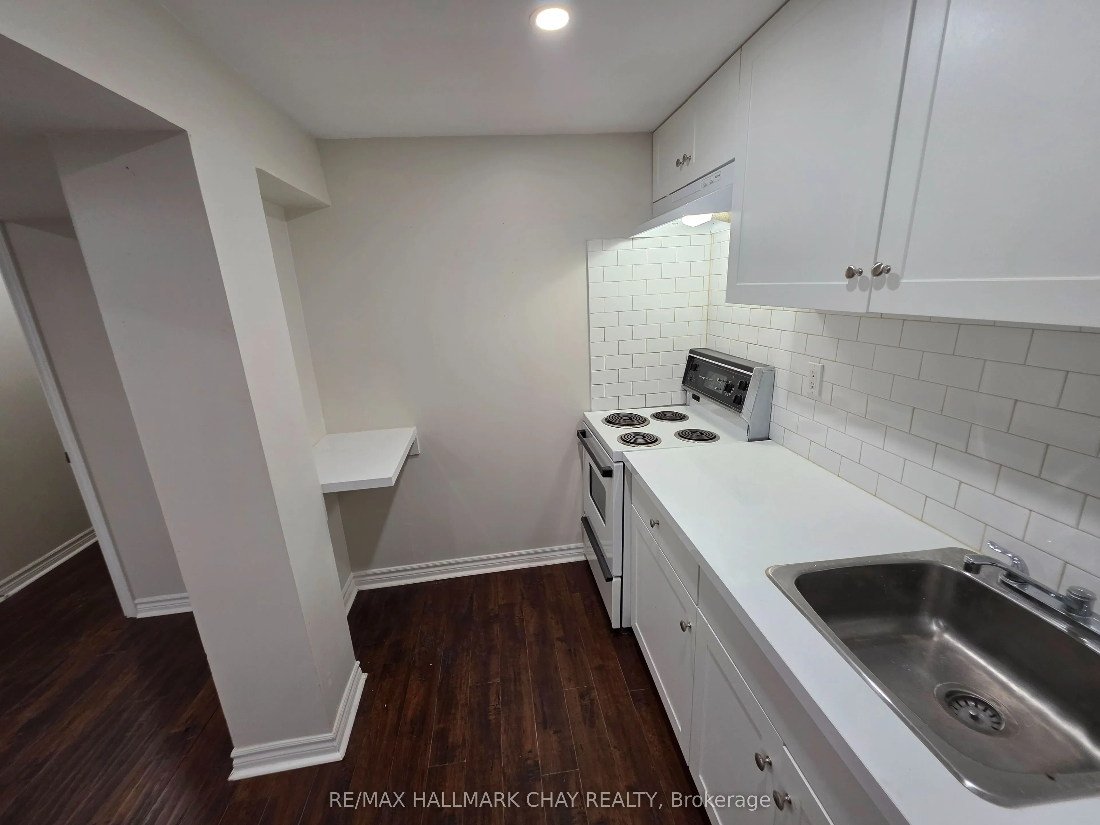 451 Leacock Drive, #Lower