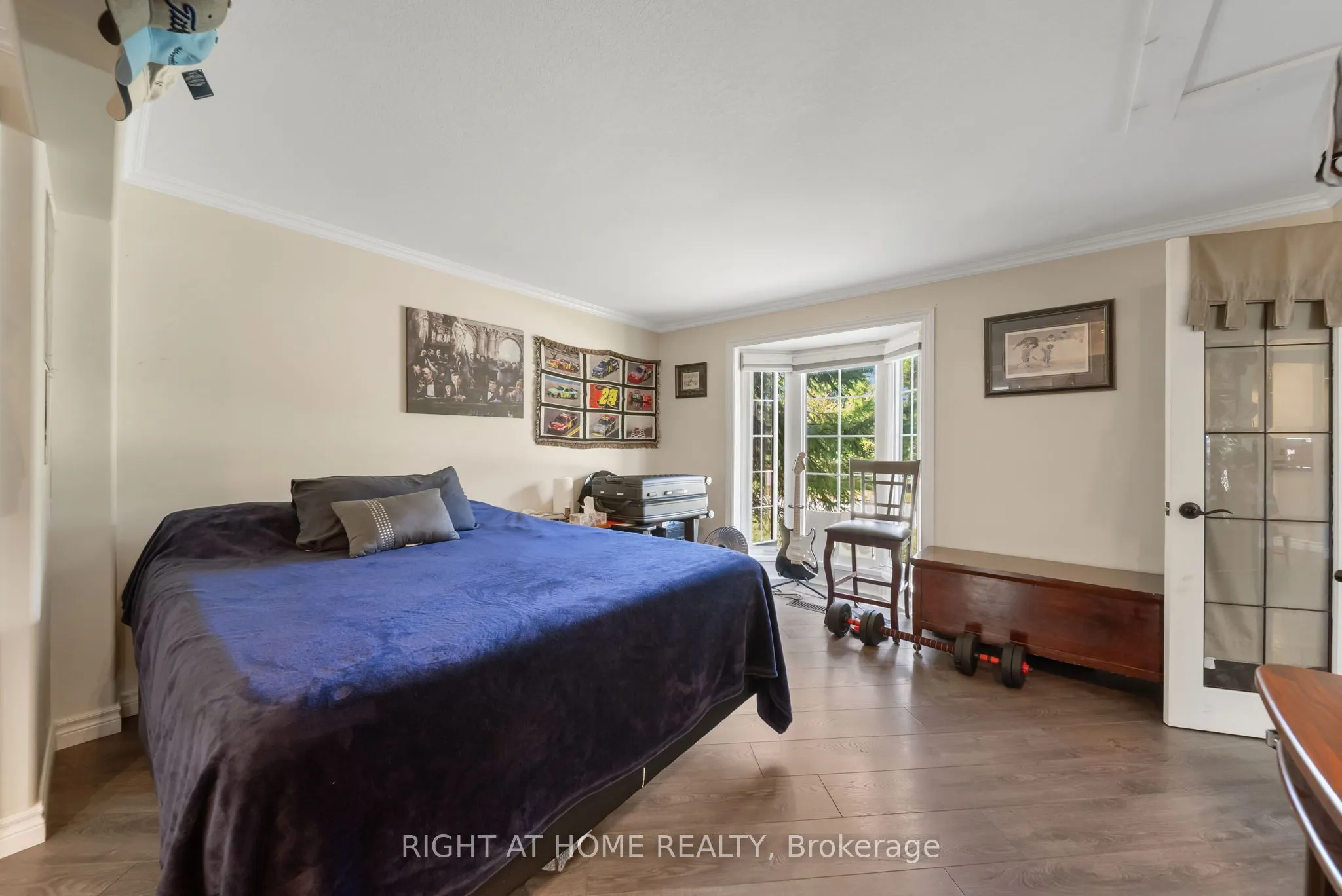 1 MAPLE Crescent