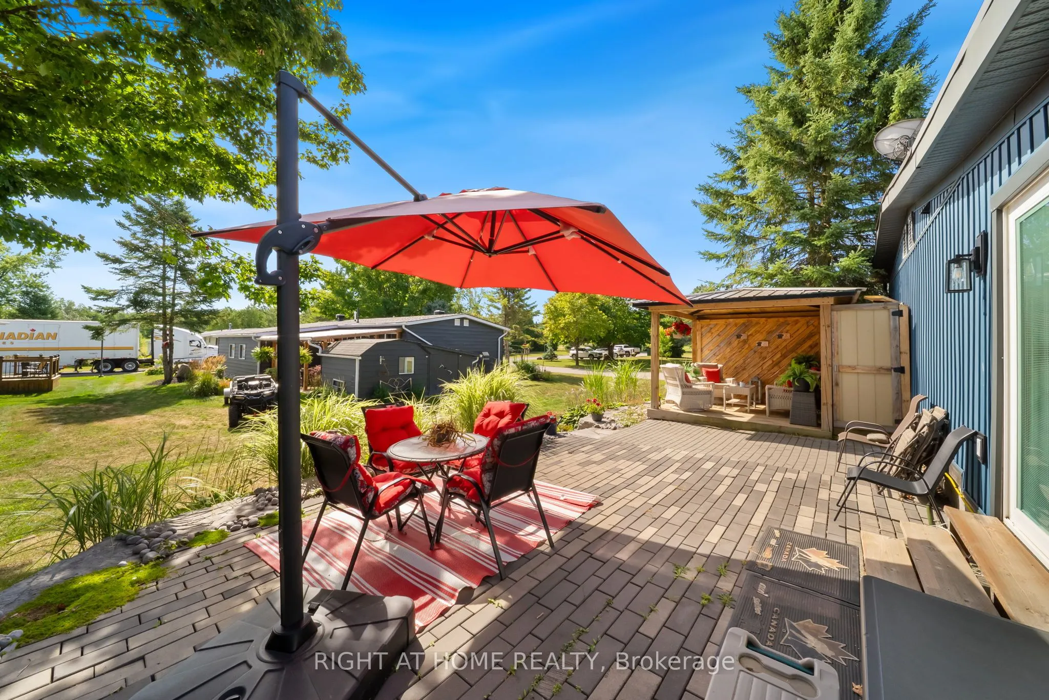 1 MAPLE Crescent