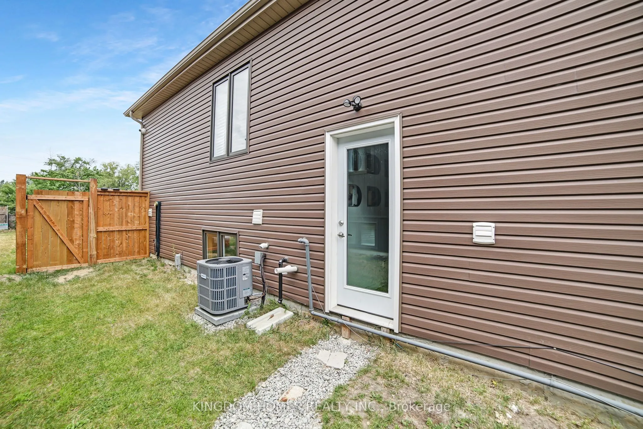 25 Beatrice Drive