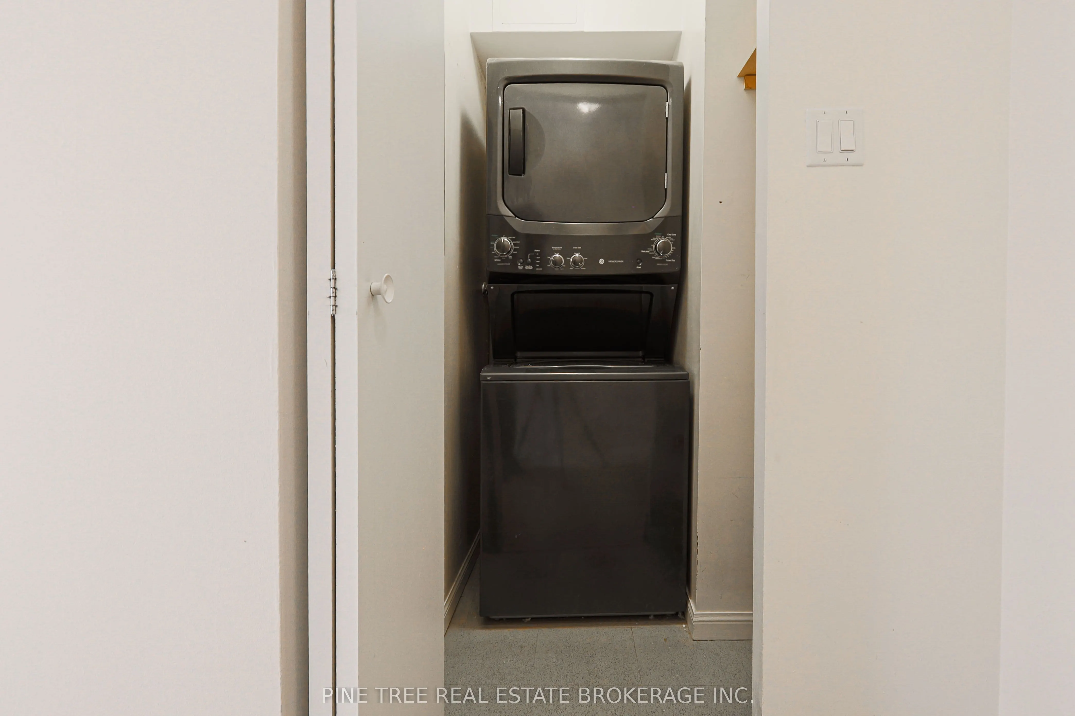 65 Ellen Street, #201