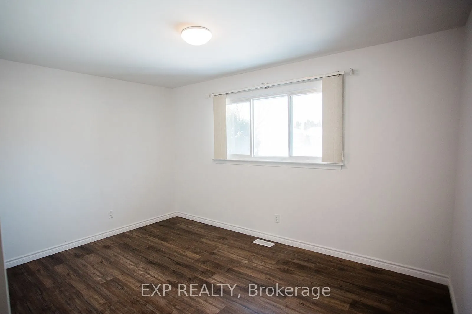 277 Grove Street E, #A (Upper)