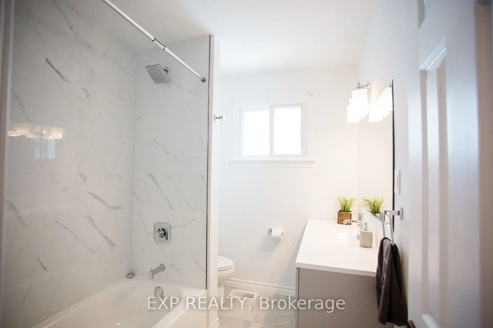 277 Grove Street E, #A (Upper)