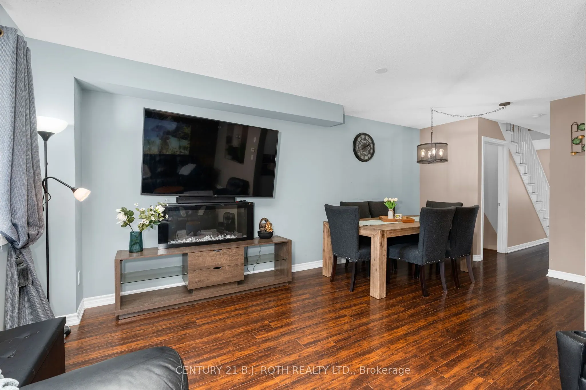 221 Harvie Road, #40