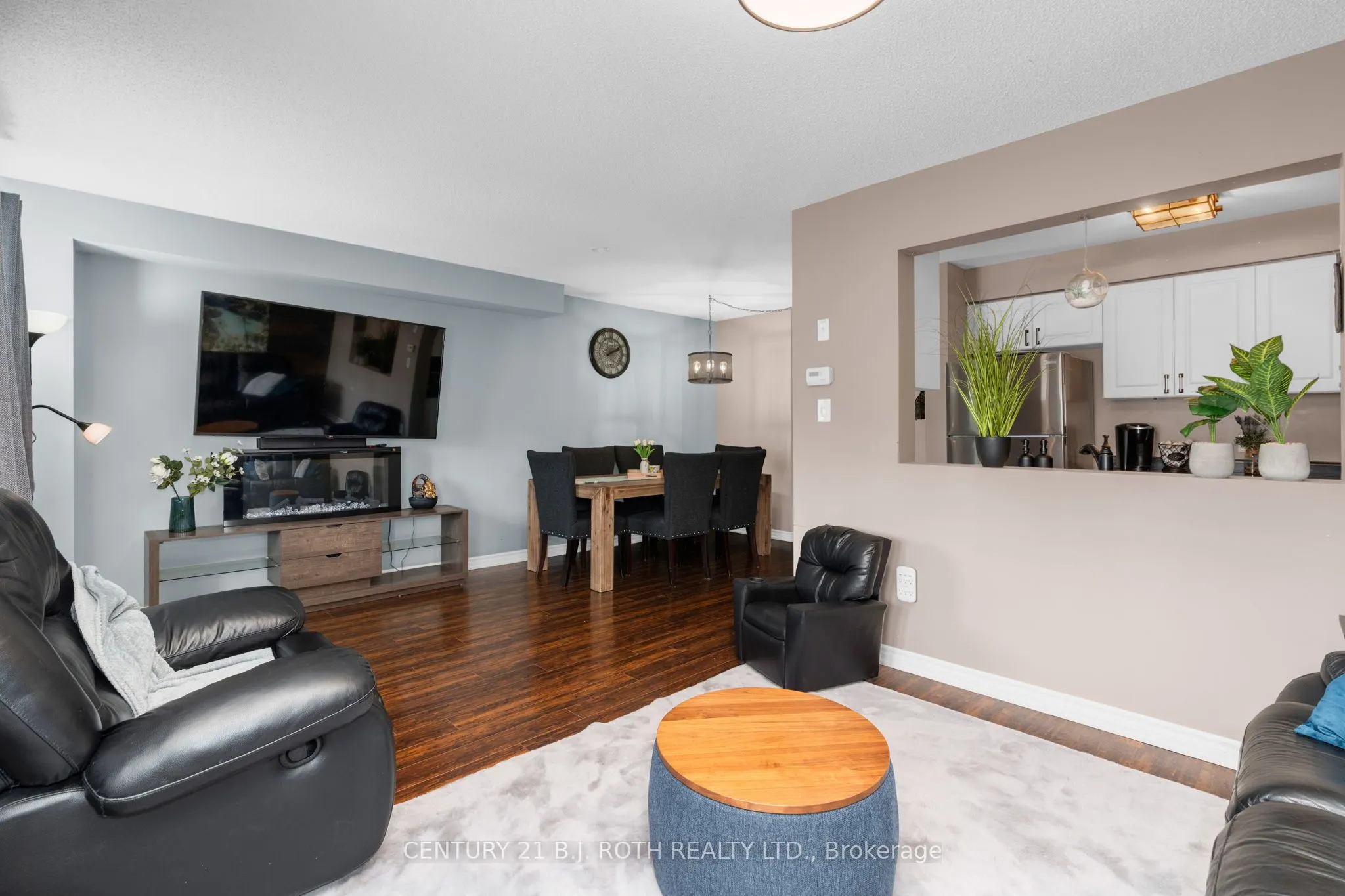 221 Harvie Road, #40