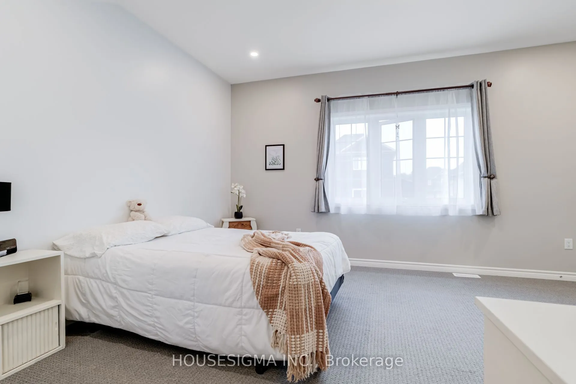 208 Breton Street