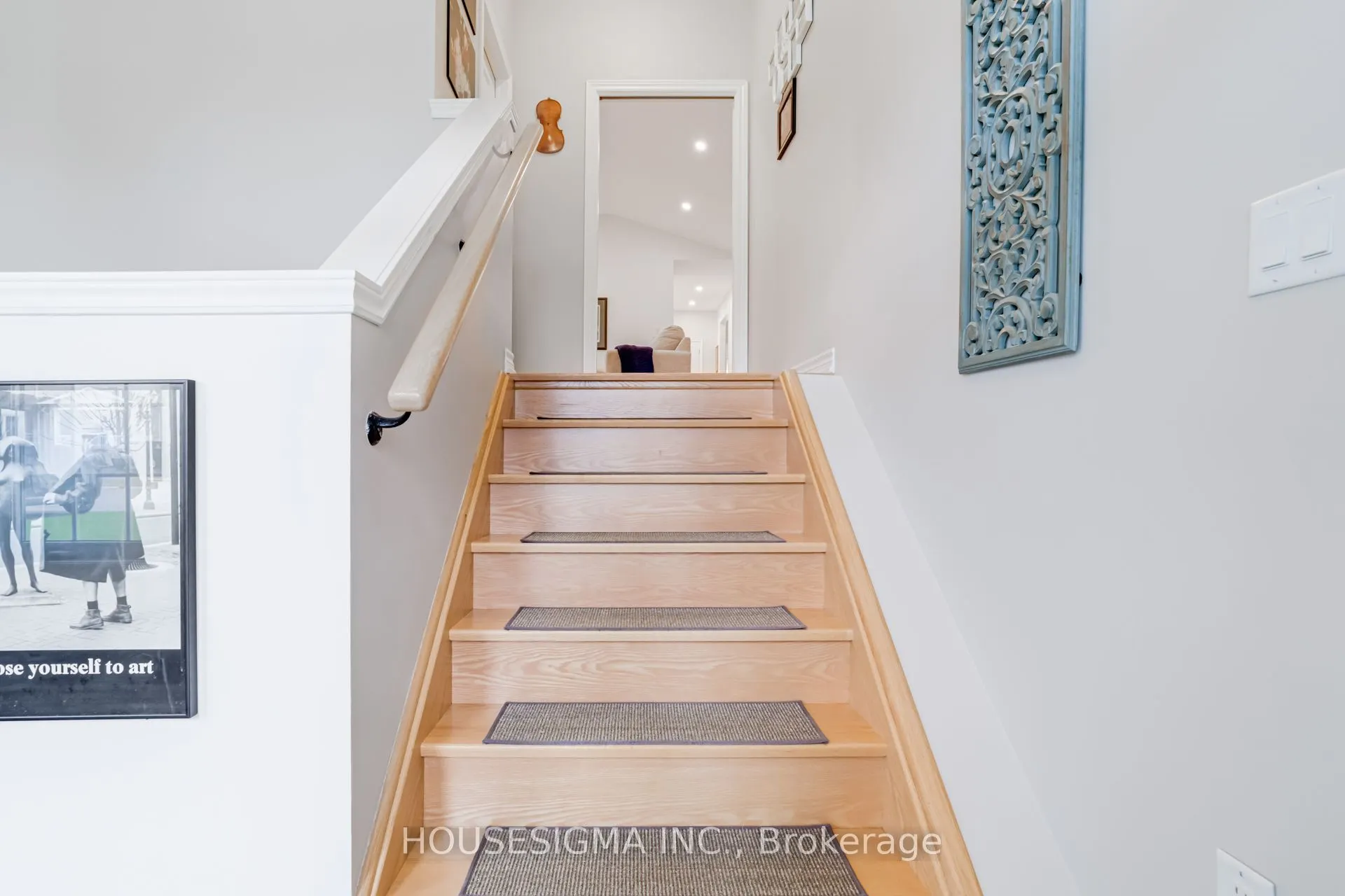 208 Breton Street