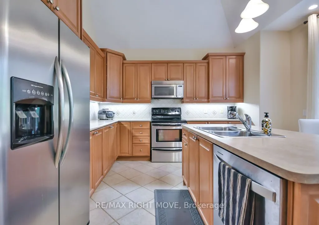 5 INVERMARA Court, #6