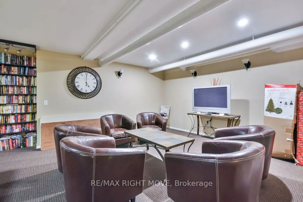 5 INVERMARA Court, #6