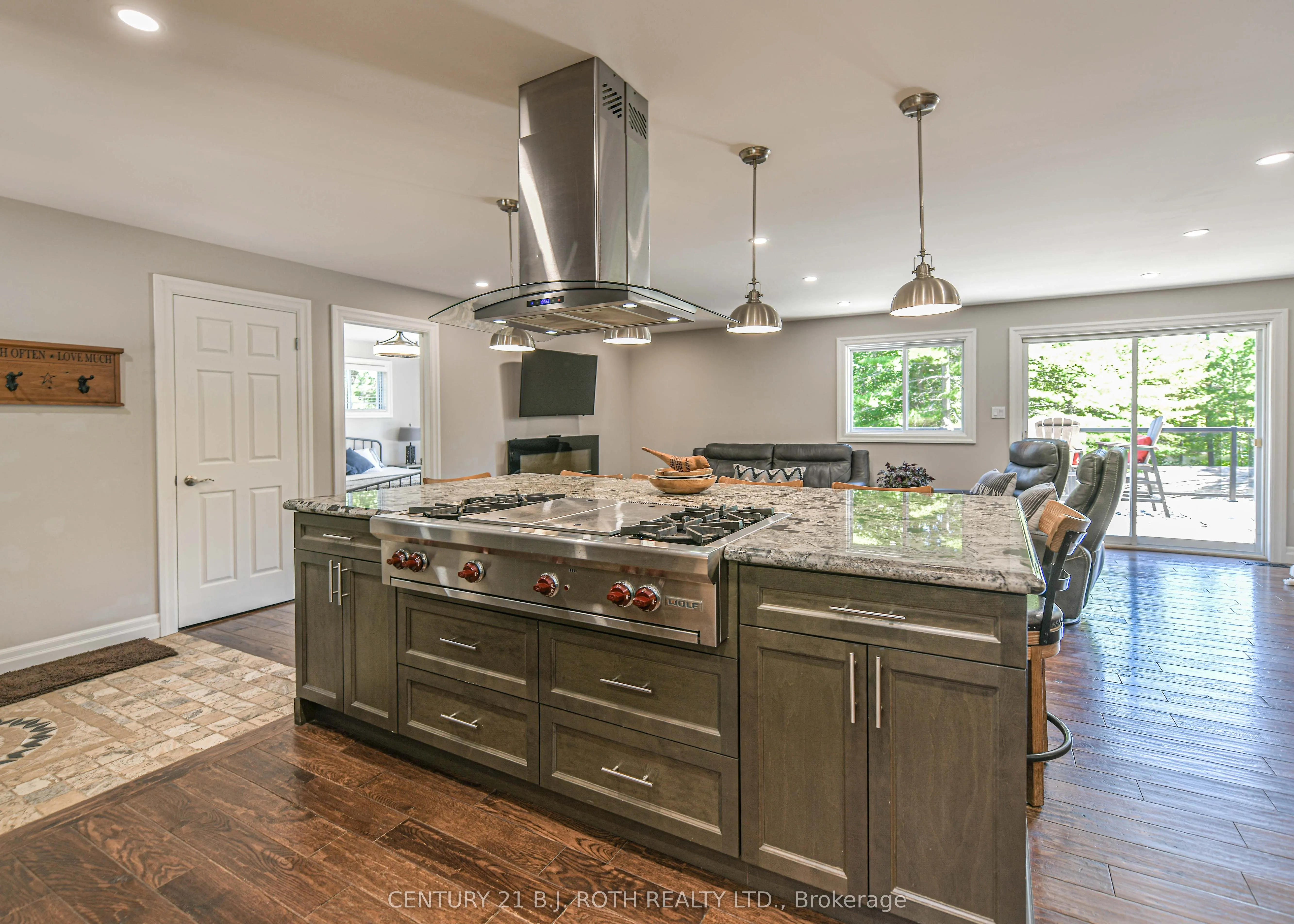 3193 Muskoka Street