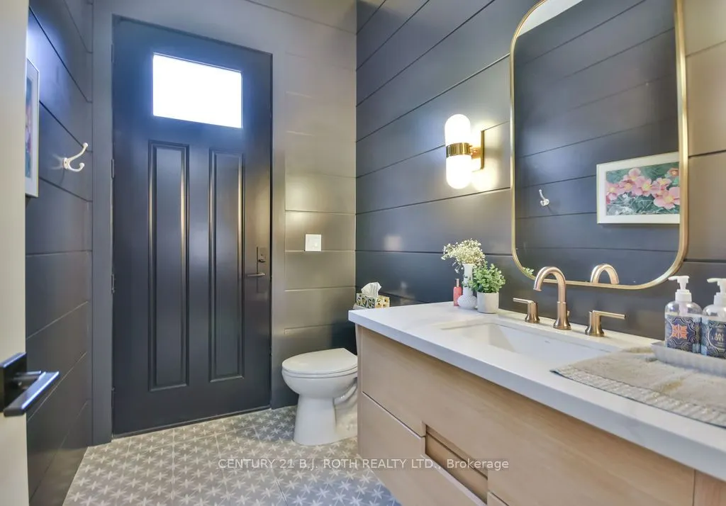41 Walter James Parkway