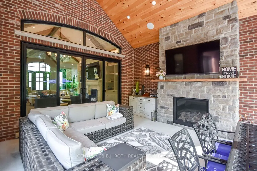 41 Walter James Parkway